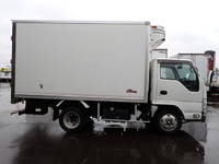 いすゞエルフ冷凍車（冷蔵車）小型（2t・3t）[写真06]