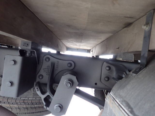 いすゞエルフアルミブロック小型（2t・3t）[写真25]