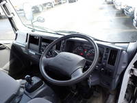 いすゞエルフアルミブロック小型（2t・3t）[写真29]