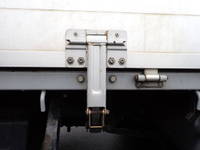 いすゞエルフアルミブロック小型（2t・3t）[写真09]