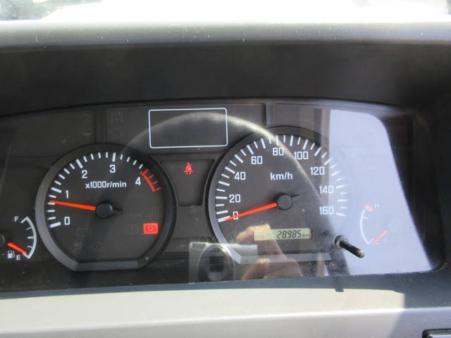 いすゞエルフダンプ小型（2t・3t）[写真12]