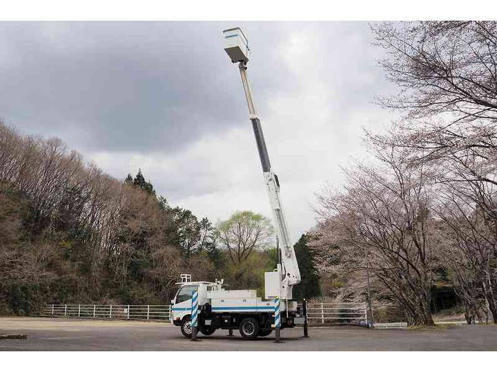 トヨタその他の車種高所作業車小型（2t・3t）[写真02]