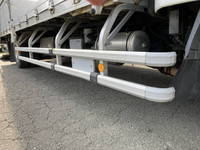 三菱ふそうファイターアルミウイング中型（4t）[写真23]