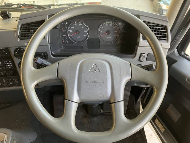 三菱ふそうファイターアルミウイング中型（4t）[写真36]