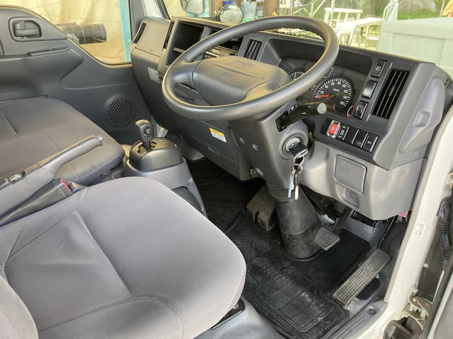 マツダタイタン平ボディ小型（2t・3t）[写真31]