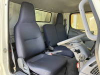 三菱ふそうキャンターアルミバン小型（2t・3t）[写真33]