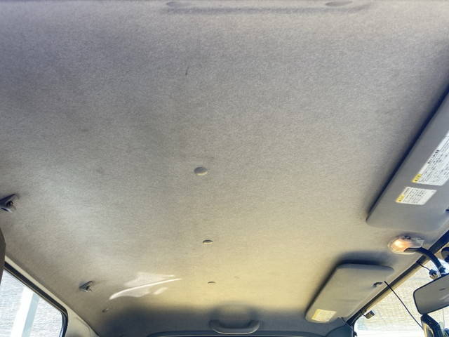 トヨタトヨエース平ボディ小型（2t・3t）[写真09]