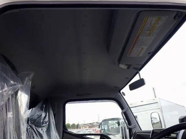 三菱ふそうキャンターセルフクレーン4段小型（2t・3t）[写真35]