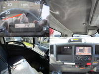 いすゞエルフクレーン3段小型（2t・3t）[写真20]