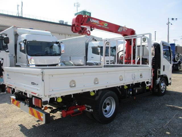 いすゞエルフクレーン3段小型（2t・3t）[写真05]