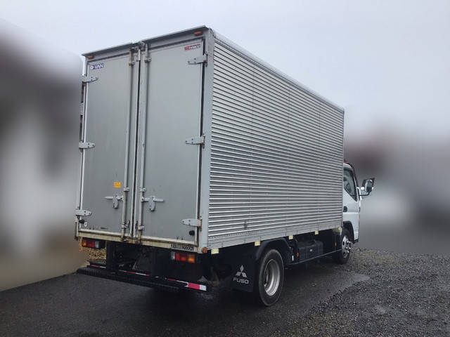 三菱ふそうキャンターアルミバン小型（2t・3t）[写真02]