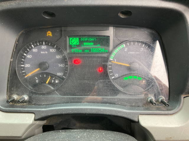 三菱ふそうキャンターアルミバン小型（2t・3t）[写真05]