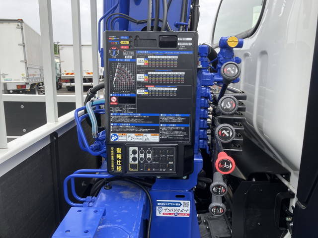 いすゞエルフクレーン4段小型（2t・3t）[写真15]