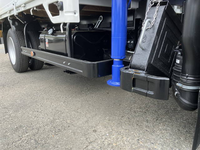 いすゞエルフクレーン4段小型（2t・3t）[写真20]