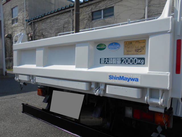 三菱ふそうキャンターダンプ小型（2t・3t）[写真11]