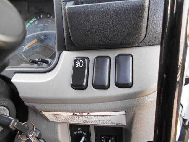 三菱ふそうキャンターダンプ小型（2t・3t）[写真29]