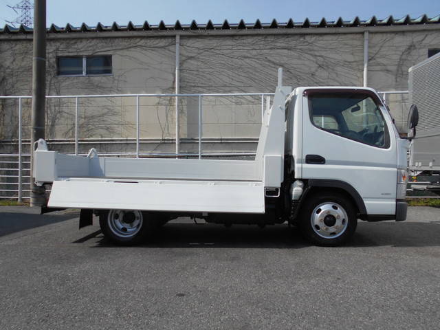 三菱ふそうキャンターダンプ小型（2t・3t）[写真08]