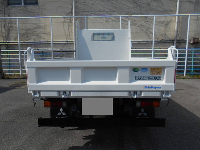 三菱ふそうキャンターダンプ小型（2t・3t）[写真09]