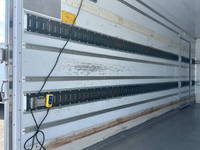 日野デュトロ冷凍車（冷蔵車）小型（2t・3t）[写真10]