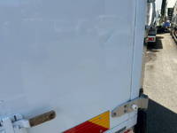 日野デュトロ冷凍車（冷蔵車）小型（2t・3t）[写真32]