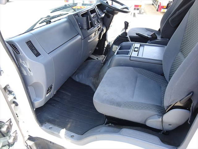 いすゞフォワードダンプ中型（4t）[写真25]