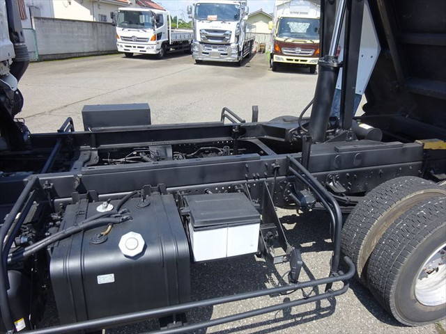 いすゞフォワードダンプ中型（4t）[写真06]