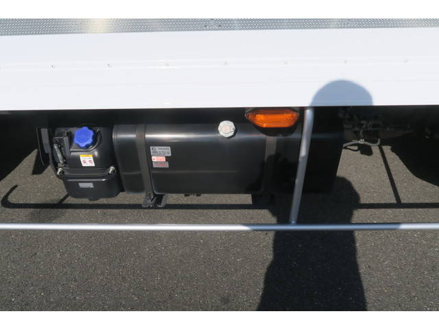 いすゞエルフアルミバン小型（2t・3t）[写真22]