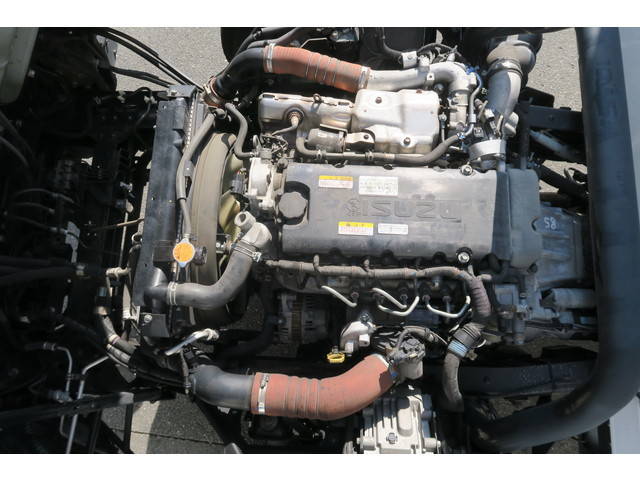 いすゞエルフアルミバン小型（2t・3t）[写真27]