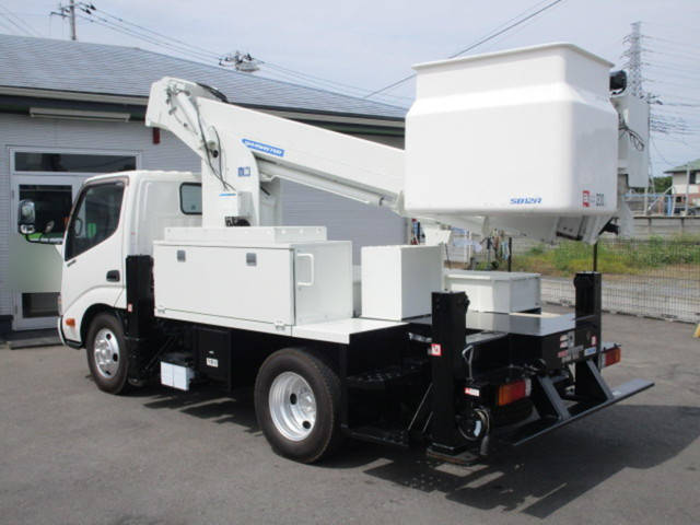 日野デュトロ高所作業車小型（2t・3t）[写真02]