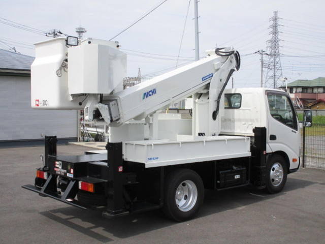 日野デュトロ高所作業車小型（2t・3t）[写真04]