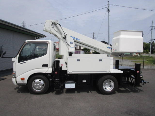 日野デュトロ高所作業車小型（2t・3t）[写真06]