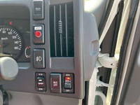 いすゞエルフクレーン4段小型（2t・3t）[写真16]