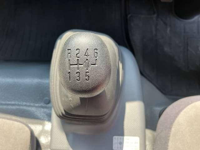 いすゞエルフクレーン4段小型（2t・3t）[写真16]