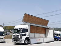 UDトラックスクオンアルミウイング大型（10t）[写真01]