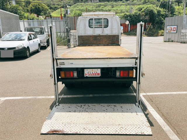 いすゞエルフ平ボディ小型（2t・3t）[写真10]