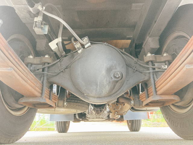 いすゞエルフ平ボディ小型（2t・3t）[写真25]