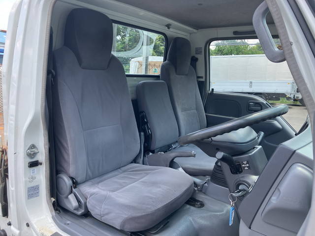 いすゞエルフ平ボディ小型（2t・3t）[写真30]