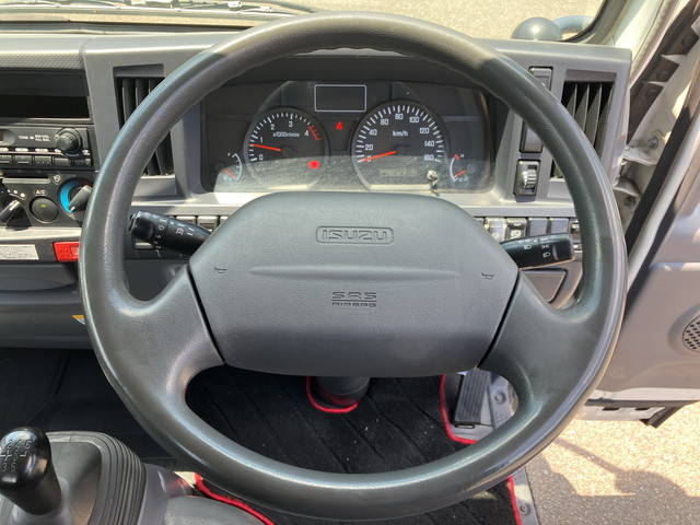 いすゞエルフ平ボディ小型（2t・3t）[写真34]