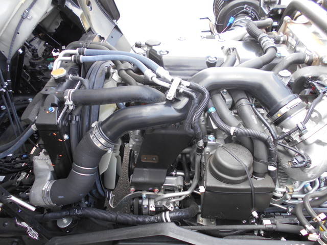 いすゞフォワードセーフティローダー中型（4t）[写真16]