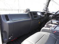 いすゞフォワードセーフティローダー中型（4t）[写真24]