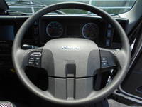 いすゞフォワードセーフティローダー中型（4t）[写真25]