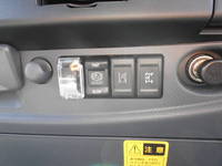 いすゞフォワードセーフティローダー中型（4t）[写真31]