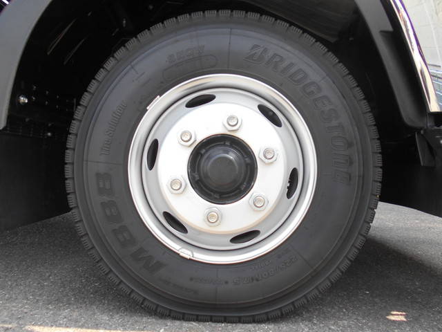 いすゞフォワードセーフティローダー中型（4t）[写真39]