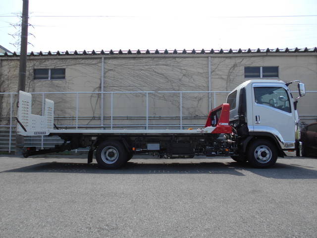 いすゞフォワードセーフティローダー中型（4t）[写真07]