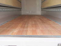 三菱ふそうキャンターアルミウイング小型（2t・3t）[写真06]