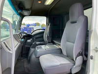 いすゞフォワードアルミウイング中型（4t）[写真29]