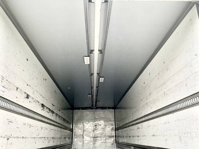 三菱ふそうスーパーグレートパネルウイング大型（10t）[写真15]