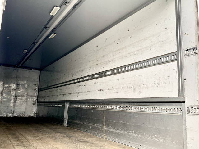 三菱ふそうスーパーグレートパネルウイング大型（10t）[写真16]