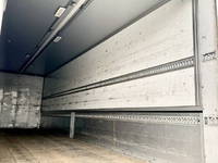 三菱ふそうスーパーグレートパネルウイング大型（10t）[写真17]