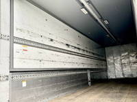 三菱ふそうスーパーグレートパネルウイング大型（10t）[写真18]